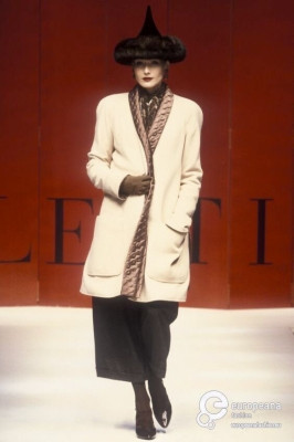 Carla Bruni at Valentino Haute Couture Fall Winter 1993 show
