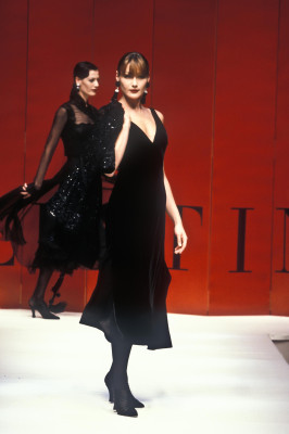 Carla Bruni at Valentino Haute Couture Fall Winter 1993 show