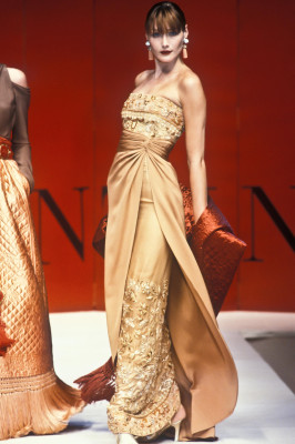 Carla Bruni at Valentino Haute Couture Fall Winter 1993 show