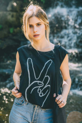 Carlson Young pic #1164815