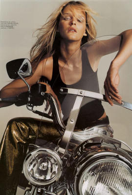Carmen Kass pic #104160