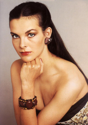 Carole Bouquet pic #72644