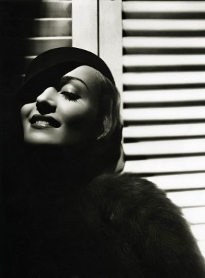 Carole Lombard pic #368548
