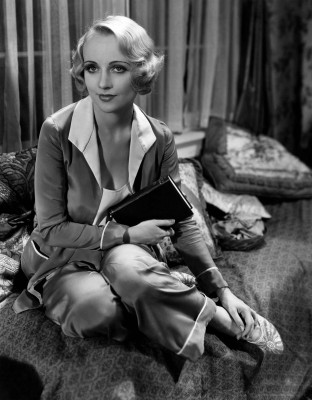 Carole Lombard pic #368544