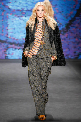 Caroline Trentini pic #1139507