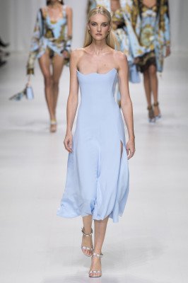 Caroline Trentini pic #970153