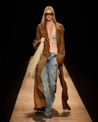 Caroline Trentini pic #1365446