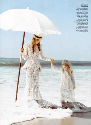 Caroline Trentini pic #423273