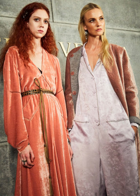 Caroline Trentini pic #1027872