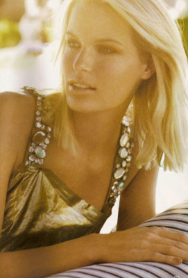 Caroline Winberg pic #151036