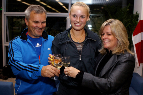 photo 9 in Caroline Wozniacki gallery [id340150] 2011-02-14 00:00:00