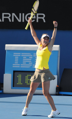 photo 12 in Wozniacki gallery [id317793] 2010-12-23 00:00:00