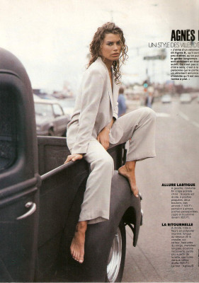 Carre Otis pic #211048