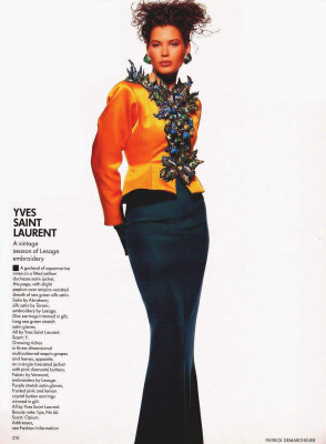 Carre Otis pic #211032