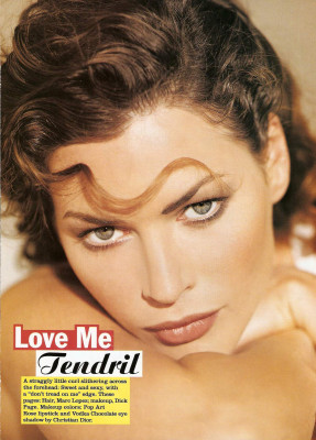 Carre Otis pic #261933