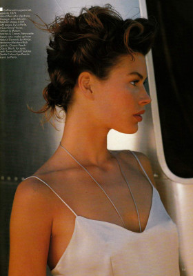 Carre Otis pic #211040