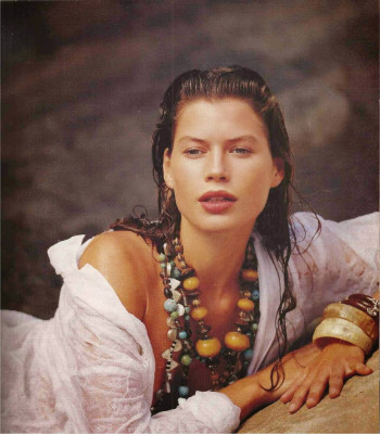 Carre Otis pic #1311203
