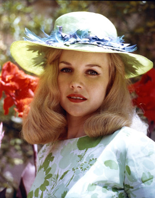 Carroll Baker pic #422053