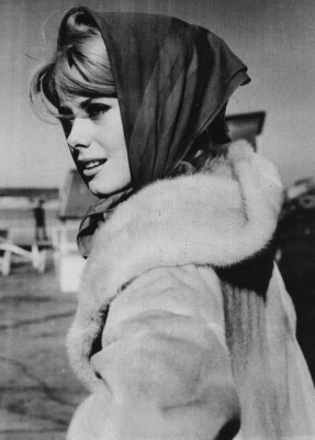 photo 4 in Deneuve gallery [id48984] -0001-11-30 00:00:00