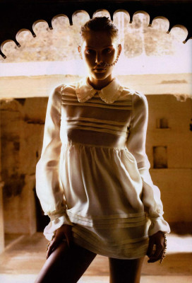 Catherine McNeil pic #103763