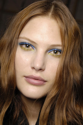 Catherine McNeil pic #107999