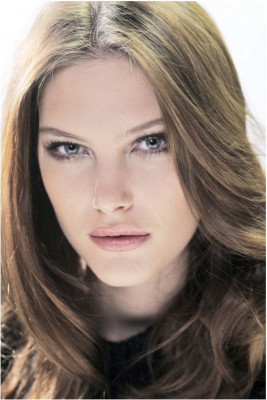 Catherine McNeil pic #168831
