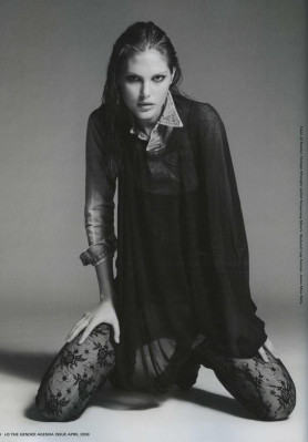 Catherine McNeil pic #103819