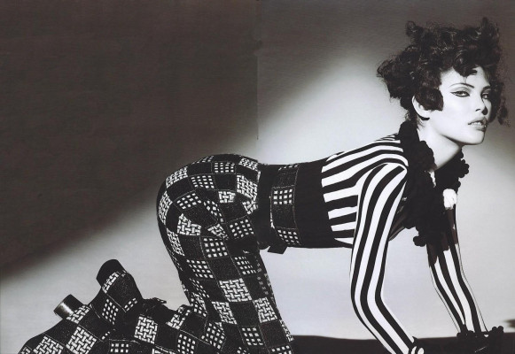 Catherine McNeil pic #103901
