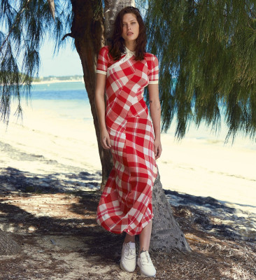 photo 9 in Catherine McNeil gallery [id878233] 2016-09-23 00:00:00
