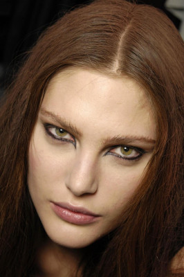 Catherine McNeil pic #105237