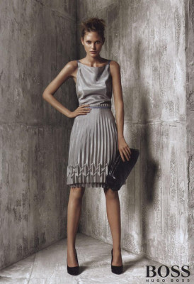 Catherine McNeil pic #104495