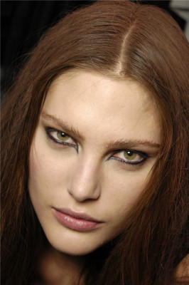 Catherine McNeil pic #155070