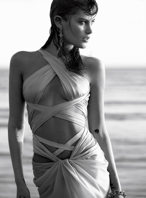 Catherine McNeil pic #772170
