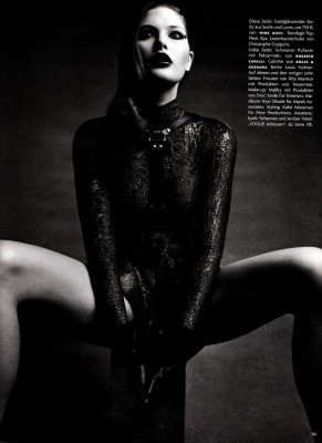 Catherine McNeil pic #172942