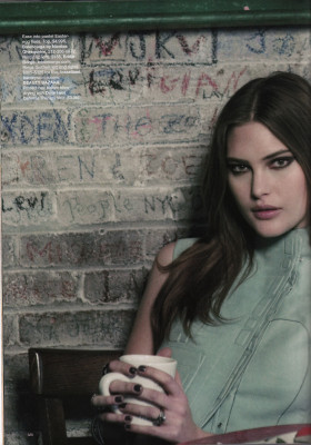 Catherine McNeil pic #133972