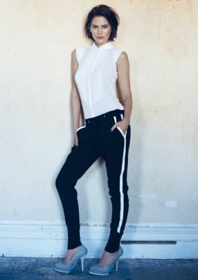Catherine McNeil pic #514165