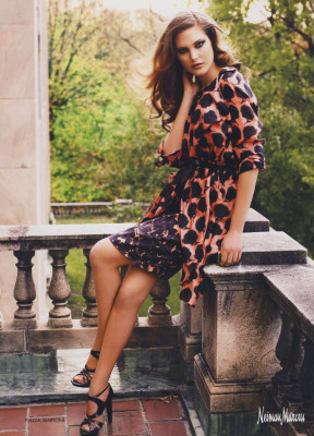 photo 5 in Catherine McNeil gallery [id1358241] 2024-10-12 00:00:00