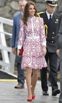 Catherine, Duchess of Cambridge pic #880369