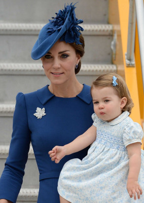 Catherine, Duchess of Cambridge pic #880371