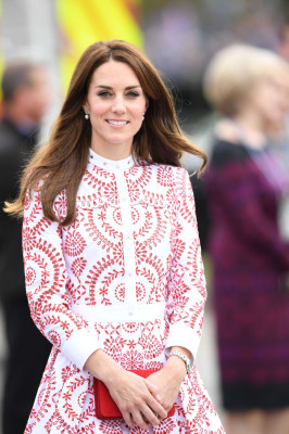 Catherine, Duchess of Cambridge pic #880358
