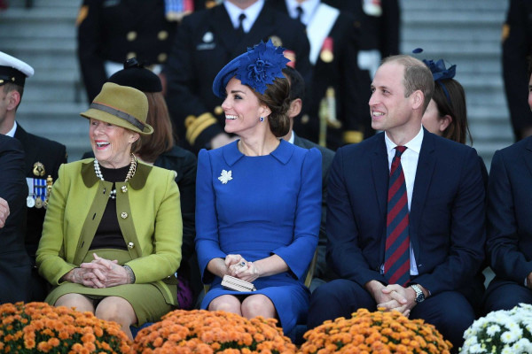 Catherine, Duchess of Cambridge pic #880373