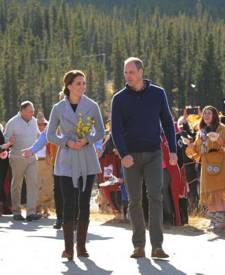 Catherine, Duchess of Cambridge pic #880363