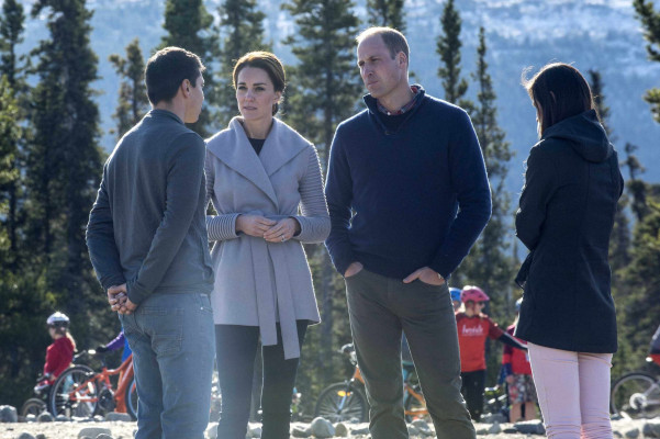 Catherine, Duchess of Cambridge pic #880357