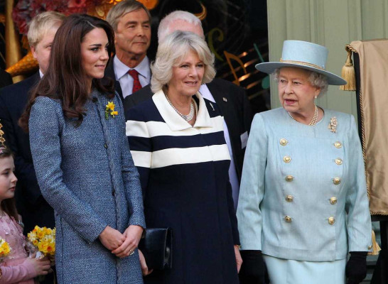 Catherine, Duchess of Cambridge pic #454423