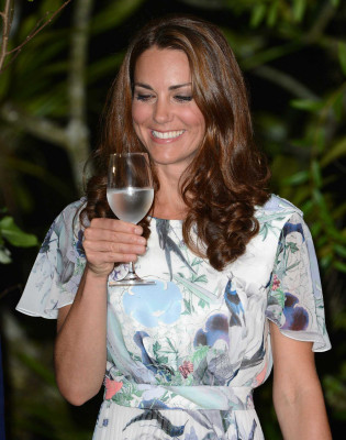 Catherine, Duchess of Cambridge pic #532150