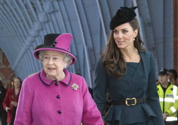 Catherine, Duchess of Cambridge pic #458698