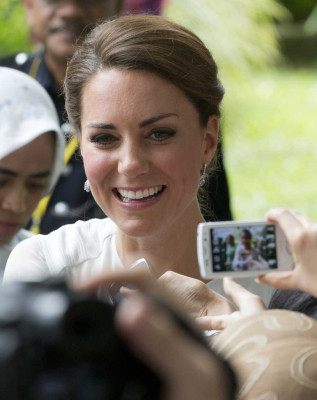 Catherine, Duchess of Cambridge pic #615828