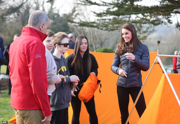 Catherine, Duchess of Cambridge pic #1112483