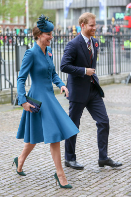 Catherine, Duchess of Cambridge pic #1126771