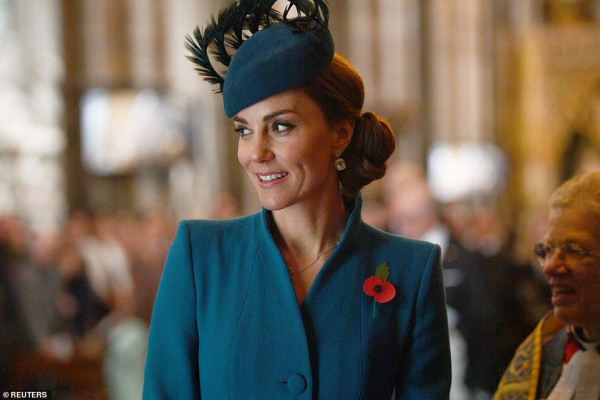 Catherine, Duchess of Cambridge pic #1126789